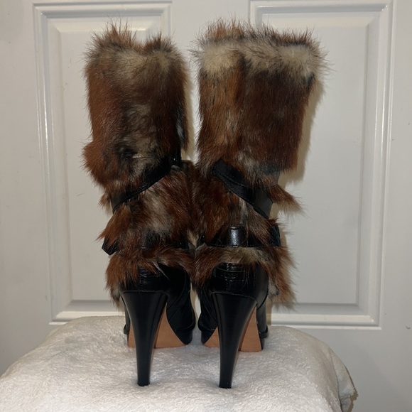 Vintage UGG high heel sheepskin and genuine leather fur boots - Picture 5 of 13